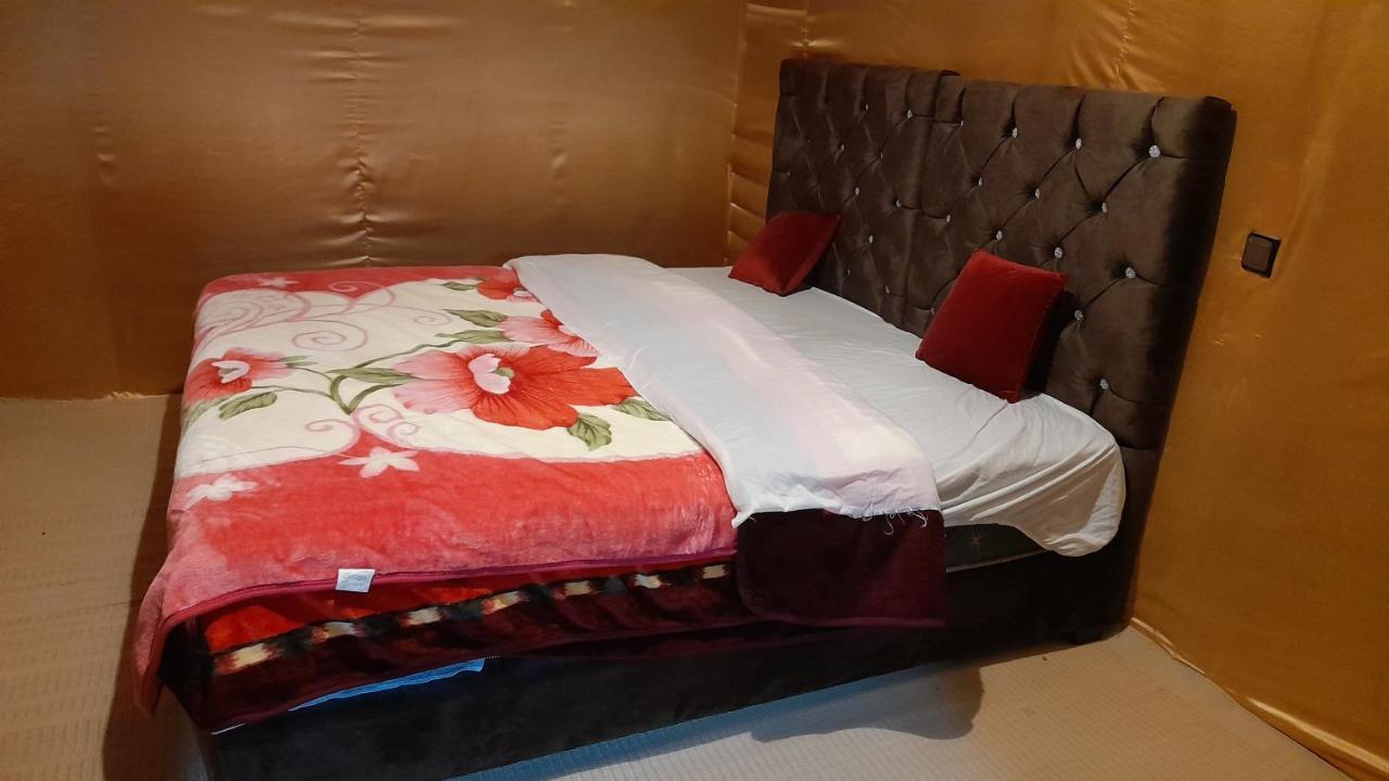 Luxury Trek Desert Camp Мерцуга Екстериор снимка