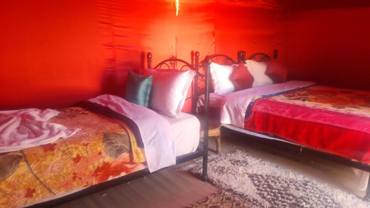 Luxury Trek Desert Camp Мерцуга Екстериор снимка