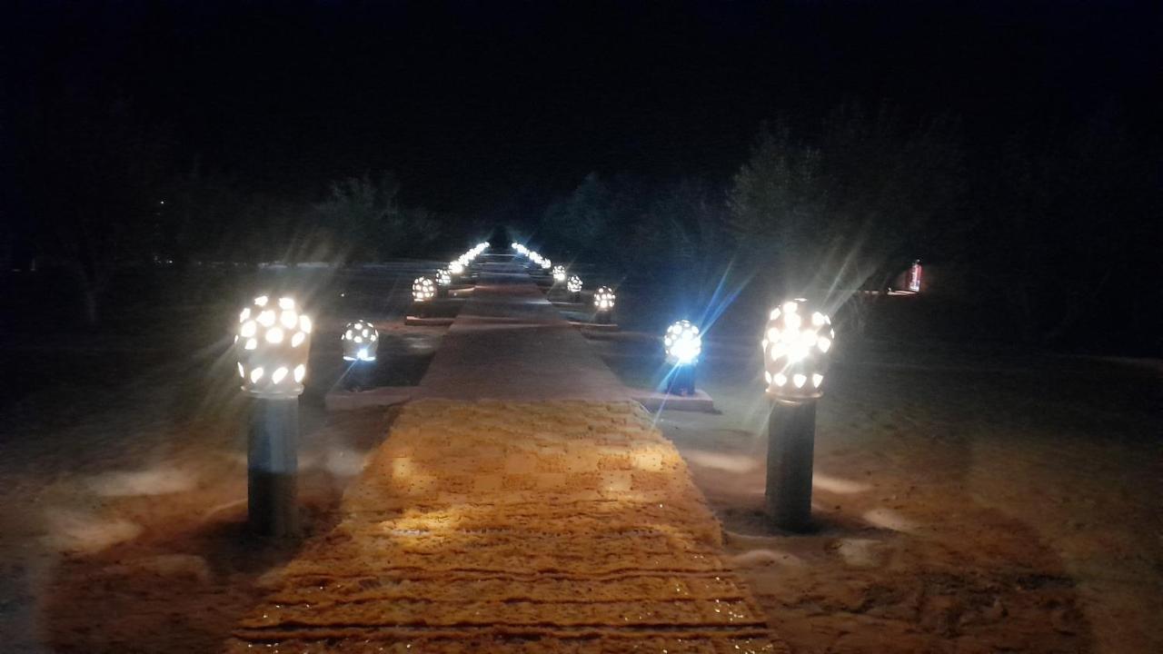 Luxury Trek Desert Camp Мерцуга Екстериор снимка