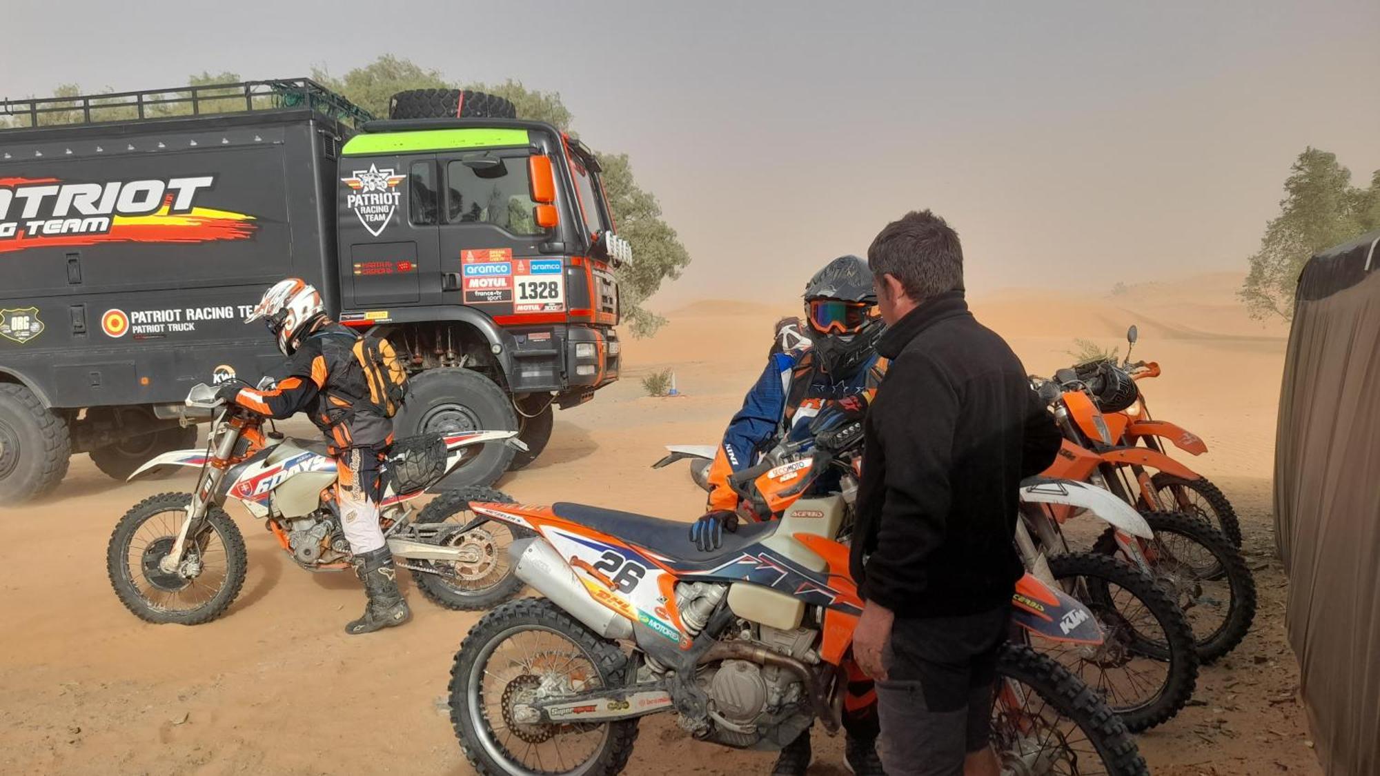 Luxury Trek Desert Camp Мерцуга Екстериор снимка