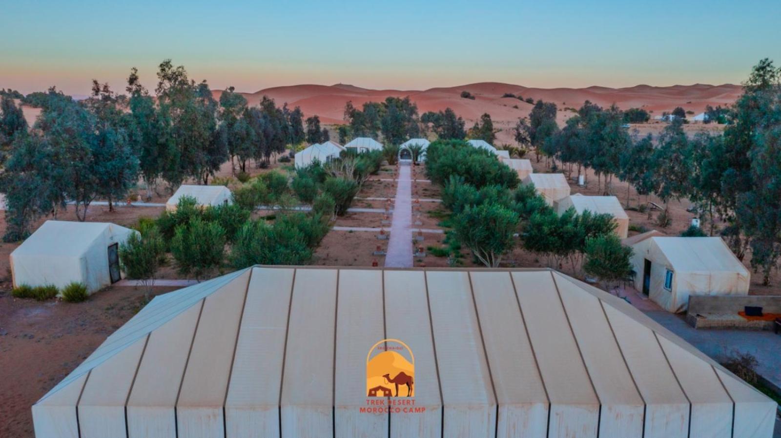 Luxury Trek Desert Camp Мерцуга Екстериор снимка